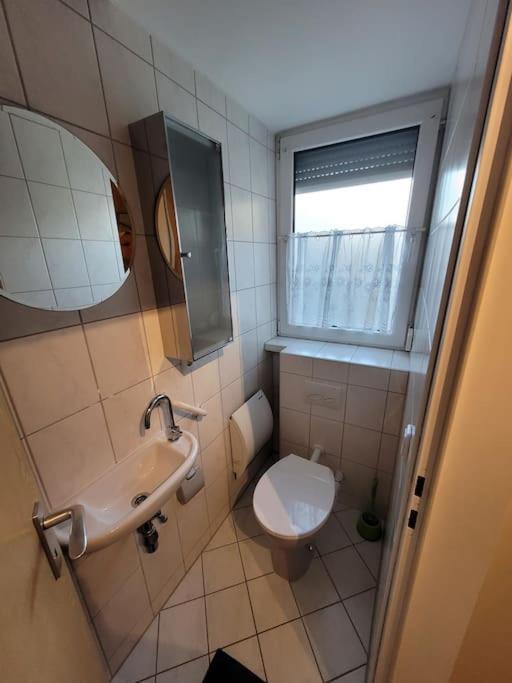City Center - 4 Room Apartment With Kitchen And 2 Bathrooms Núremberg Exterior foto